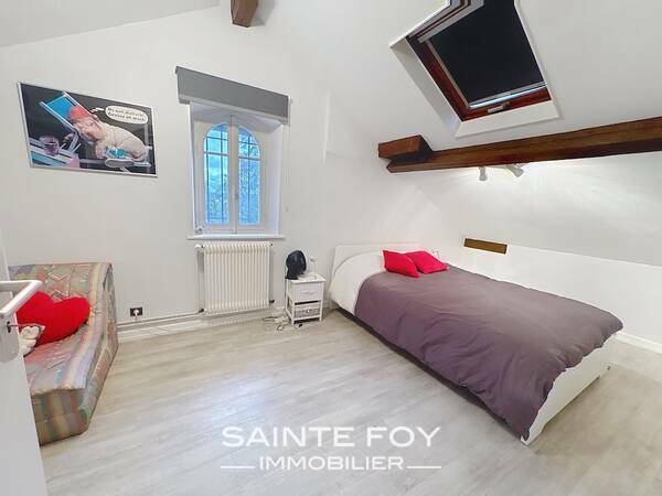 2026568 image8 - Sainte Foy Immobilier - Ce sont des agences immobilières dans l'Ouest Lyonnais spécialisées dans la location de maison ou d'appartement et la vente de propriété de prestige.