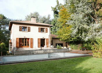 117747 image1 - Sainte Foy Immobilier - Ce sont des agences immobilières dans l'Ouest Lyonnais spécialisées dans la location de maison ou d'appartement et la vente de propriété de prestige.