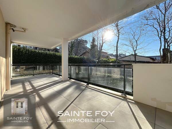 10113 image8 - Sainte Foy Immobilier - Ce sont des agences immobilières dans l'Ouest Lyonnais spécialisées dans la location de maison ou d'appartement et la vente de propriété de prestige.