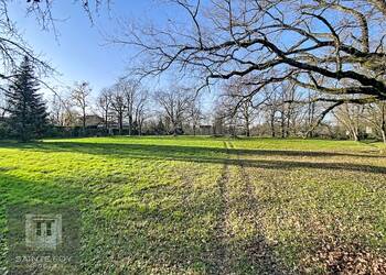 2026607 image1 - Sainte Foy Immobilier - Ce sont des agences immobilières dans l'Ouest Lyonnais spécialisées dans la location de maison ou d'appartement et la vente de propriété de prestige.