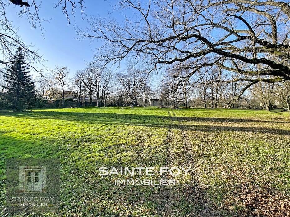 2026607 image1 - Sainte Foy Immobilier - Ce sont des agences immobilières dans l'Ouest Lyonnais spécialisées dans la location de maison ou d'appartement et la vente de propriété de prestige.