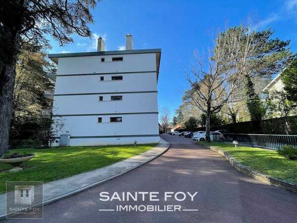 2026608 image5 - Sainte Foy Immobilier - Ce sont des agences immobilières dans l'Ouest Lyonnais spécialisées dans la location de maison ou d'appartement et la vente de propriété de prestige.