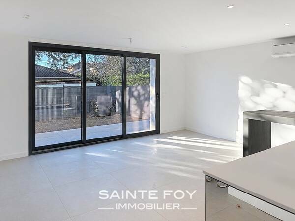 2026596 image3 - Sainte Foy Immobilier - Ce sont des agences immobilières dans l'Ouest Lyonnais spécialisées dans la location de maison ou d'appartement et la vente de propriété de prestige.