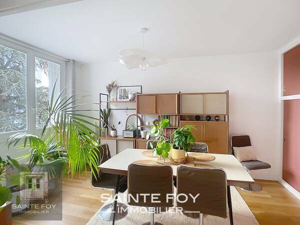 2026610 image4 - Sainte Foy Immobilier - Ce sont des agences immobilières dans l'Ouest Lyonnais spécialisées dans la location de maison ou d'appartement et la vente de propriété de prestige.