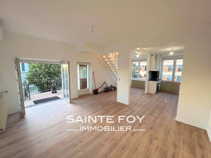 2026614 image1 - Sainte Foy Immobilier - Ce sont des agences immobilières dans l'Ouest Lyonnais spécialisées dans la location de maison ou d'appartement et la vente de propriété de prestige.