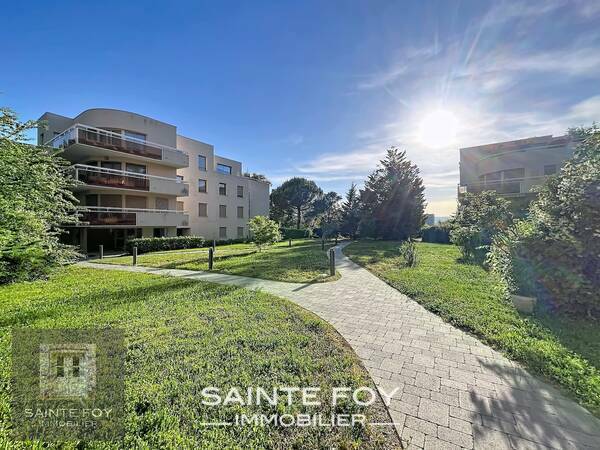 2026615 image9 - Sainte Foy Immobilier - Ce sont des agences immobilières dans l'Ouest Lyonnais spécialisées dans la location de maison ou d'appartement et la vente de propriété de prestige.