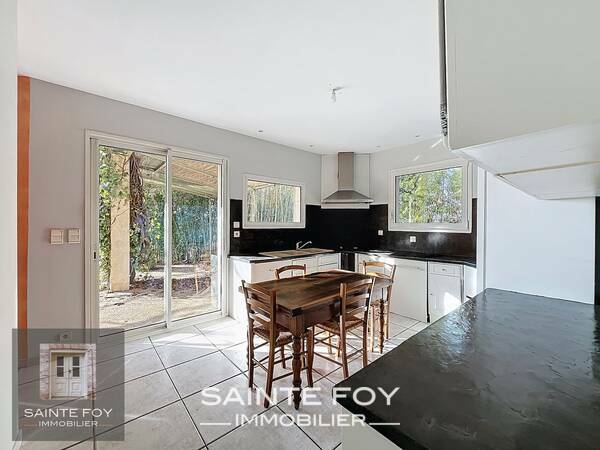 2026628 image3 - Sainte Foy Immobilier - Ce sont des agences immobilières dans l'Ouest Lyonnais spécialisées dans la location de maison ou d'appartement et la vente de propriété de prestige.