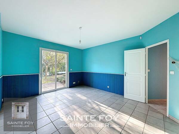 2026628 image5 - Sainte Foy Immobilier - Ce sont des agences immobilières dans l'Ouest Lyonnais spécialisées dans la location de maison ou d'appartement et la vente de propriété de prestige.