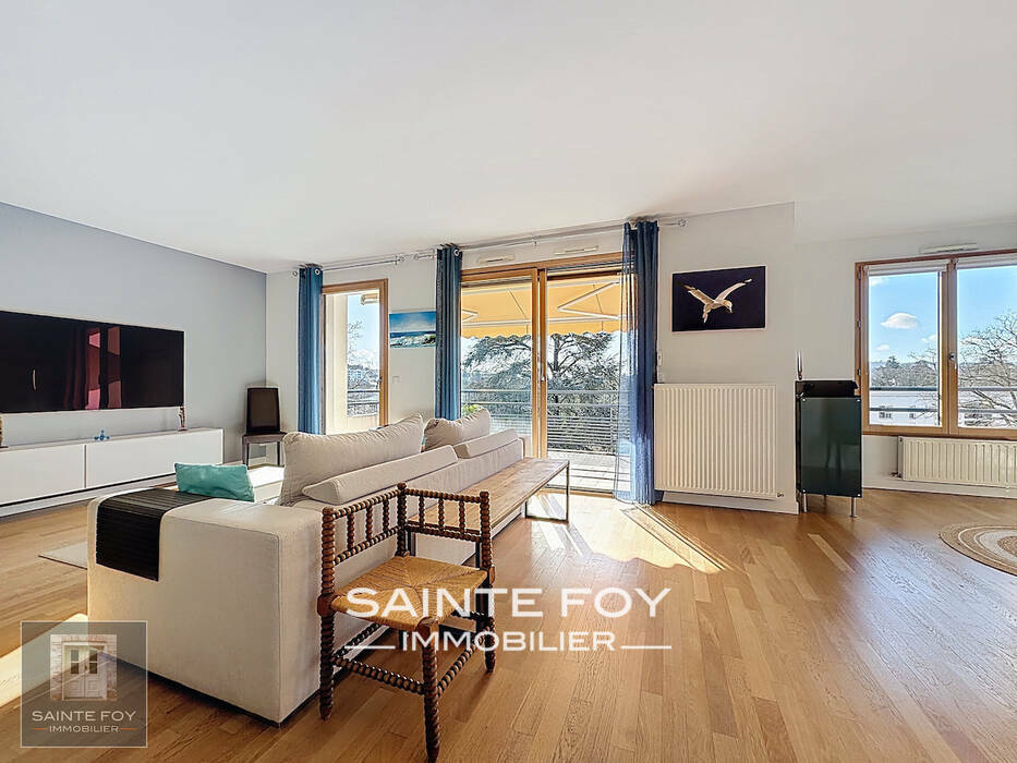 2026634 image1 - Sainte Foy Immobilier - Ce sont des agences immobilières dans l'Ouest Lyonnais spécialisées dans la location de maison ou d'appartement et la vente de propriété de prestige.