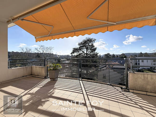 2026634 image6 - Sainte Foy Immobilier - Ce sont des agences immobilières dans l'Ouest Lyonnais spécialisées dans la location de maison ou d'appartement et la vente de propriété de prestige.