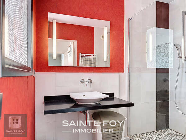 2026634 image9 - Sainte Foy Immobilier - Ce sont des agences immobilières dans l'Ouest Lyonnais spécialisées dans la location de maison ou d'appartement et la vente de propriété de prestige.