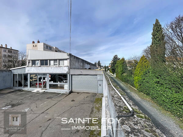 2026645 image5 - Sainte Foy Immobilier - Ce sont des agences immobilières dans l'Ouest Lyonnais spécialisées dans la location de maison ou d'appartement et la vente de propriété de prestige.