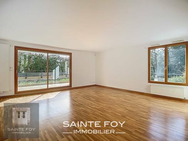 2025509 image2 - Sainte Foy Immobilier - Ce sont des agences immobilières dans l'Ouest Lyonnais spécialisées dans la location de maison ou d'appartement et la vente de propriété de prestige.