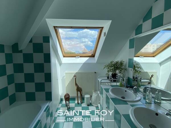 2023670 image4 - Sainte Foy Immobilier - Ce sont des agences immobilières dans l'Ouest Lyonnais spécialisées dans la location de maison ou d'appartement et la vente de propriété de prestige.