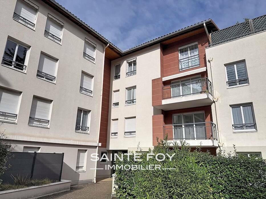 2026619 image1 - Sainte Foy Immobilier - Ce sont des agences immobilières dans l'Ouest Lyonnais spécialisées dans la location de maison ou d'appartement et la vente de propriété de prestige.