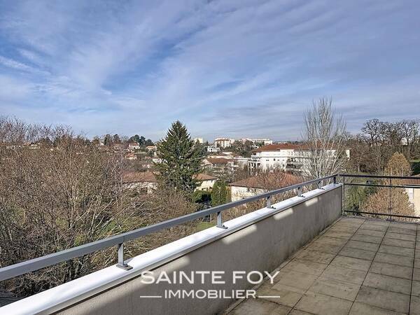 2026619 image6 - Sainte Foy Immobilier - Ce sont des agences immobilières dans l'Ouest Lyonnais spécialisées dans la location de maison ou d'appartement et la vente de propriété de prestige.