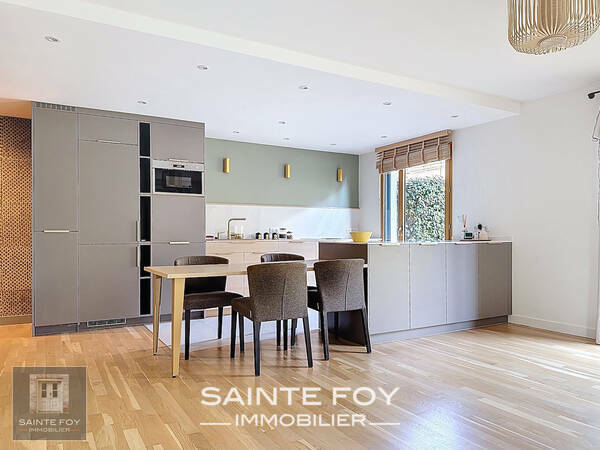 2026657 image4 - Sainte Foy Immobilier - Ce sont des agences immobilières dans l'Ouest Lyonnais spécialisées dans la location de maison ou d'appartement et la vente de propriété de prestige.