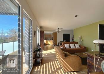 2026656 image1 - Sainte Foy Immobilier - Ce sont des agences immobilières dans l'Ouest Lyonnais spécialisées dans la location de maison ou d'appartement et la vente de propriété de prestige.