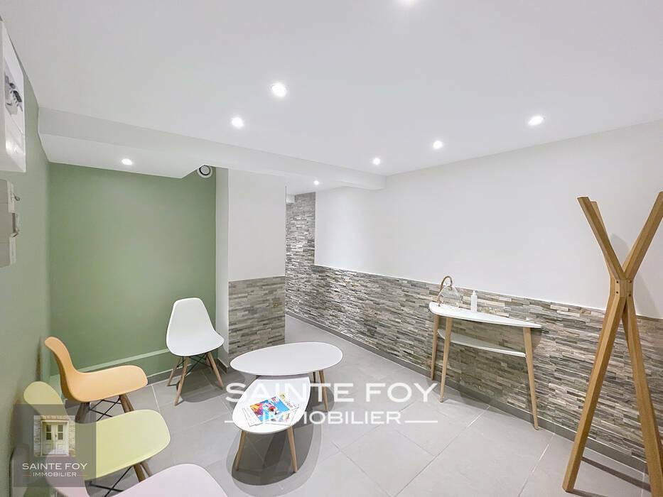 2026668 image1 - Sainte Foy Immobilier - Ce sont des agences immobilières dans l'Ouest Lyonnais spécialisées dans la location de maison ou d'appartement et la vente de propriété de prestige.