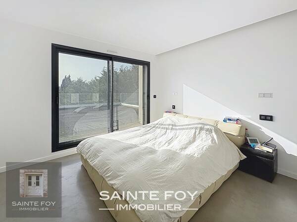 9866 image5 - Sainte Foy Immobilier - Ce sont des agences immobilières dans l'Ouest Lyonnais spécialisées dans la location de maison ou d'appartement et la vente de propriété de prestige.