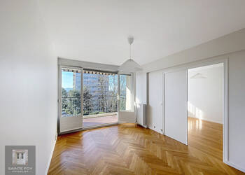 2026587 image1 - Sainte Foy Immobilier - Ce sont des agences immobilières dans l'Ouest Lyonnais spécialisées dans la location de maison ou d'appartement et la vente de propriété de prestige.