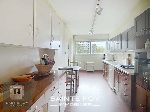 2026683 image3 - Sainte Foy Immobilier - Ce sont des agences immobilières dans l'Ouest Lyonnais spécialisées dans la location de maison ou d'appartement et la vente de propriété de prestige.