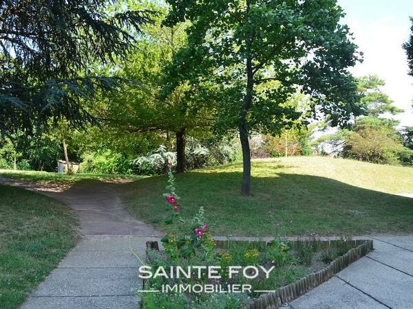 2026683 image4 - Sainte Foy Immobilier - Ce sont des agences immobilières dans l'Ouest Lyonnais spécialisées dans la location de maison ou d'appartement et la vente de propriété de prestige.