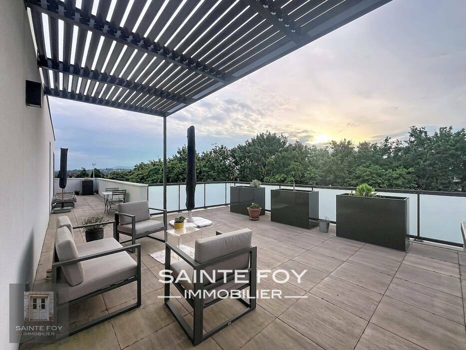 2026724 image1 - Sainte Foy Immobilier - Ce sont des agences immobilières dans l'Ouest Lyonnais spécialisées dans la location de maison ou d'appartement et la vente de propriété de prestige.