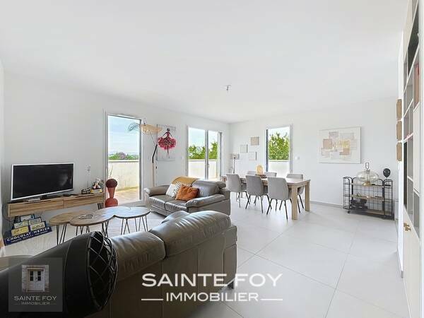 2026724 image2 - Sainte Foy Immobilier - Ce sont des agences immobilières dans l'Ouest Lyonnais spécialisées dans la location de maison ou d'appartement et la vente de propriété de prestige.
