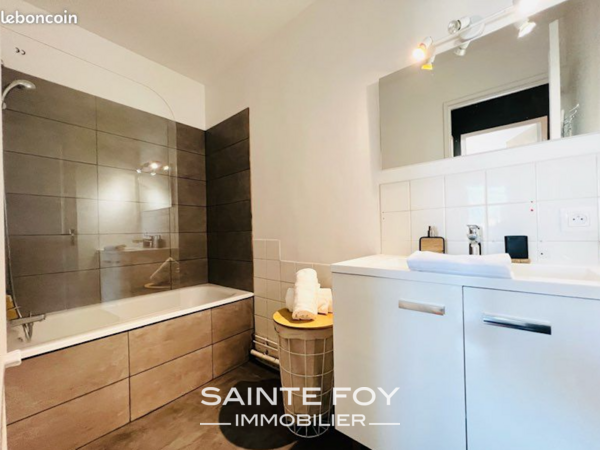 2026736 image5 - Sainte Foy Immobilier - Ce sont des agences immobilières dans l'Ouest Lyonnais spécialisées dans la location de maison ou d'appartement et la vente de propriété de prestige.