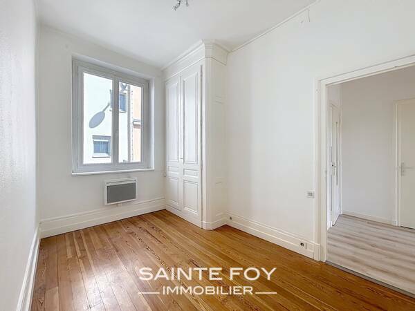 2026729 image3 - Sainte Foy Immobilier - Ce sont des agences immobilières dans l'Ouest Lyonnais spécialisées dans la location de maison ou d'appartement et la vente de propriété de prestige.