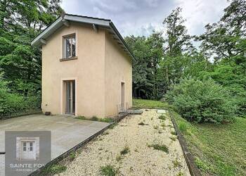 2026751 image1 - Sainte Foy Immobilier - Ce sont des agences immobilières dans l'Ouest Lyonnais spécialisées dans la location de maison ou d'appartement et la vente de propriété de prestige.