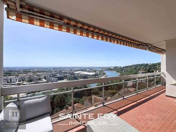 2026754 image6 - Sainte Foy Immobilier - Ce sont des agences immobilières dans l'Ouest Lyonnais spécialisées dans la location de maison ou d'appartement et la vente de propriété de prestige.