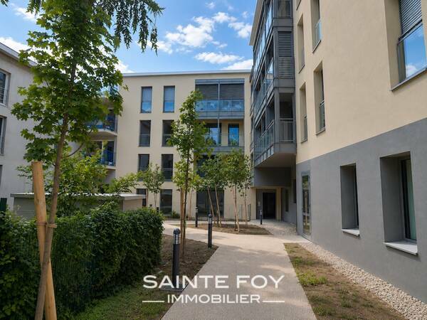 2026761 image7 - Sainte Foy Immobilier - Ce sont des agences immobilières dans l'Ouest Lyonnais spécialisées dans la location de maison ou d'appartement et la vente de propriété de prestige.