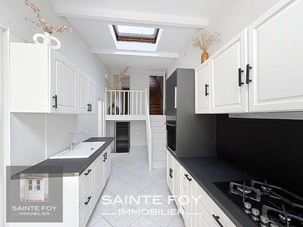 2026555 image6 - Sainte Foy Immobilier - Ce sont des agences immobilières dans l'Ouest Lyonnais spécialisées dans la location de maison ou d'appartement et la vente de propriété de prestige.