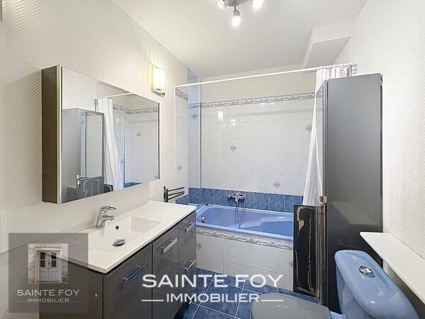 2026555 image9 - Sainte Foy Immobilier - Ce sont des agences immobilières dans l'Ouest Lyonnais spécialisées dans la location de maison ou d'appartement et la vente de propriété de prestige.