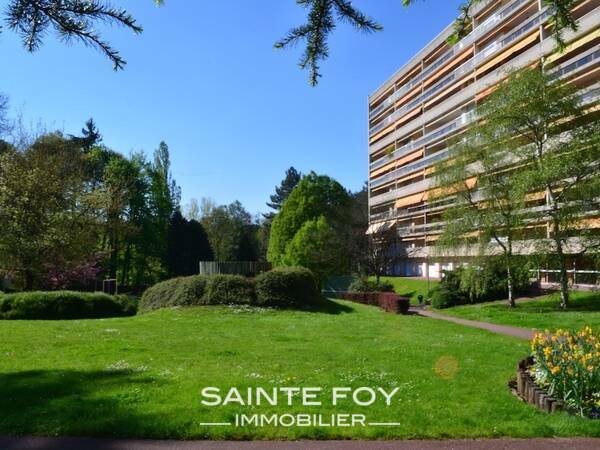 2026745 image9 - Sainte Foy Immobilier - Ce sont des agences immobilières dans l'Ouest Lyonnais spécialisées dans la location de maison ou d'appartement et la vente de propriété de prestige.