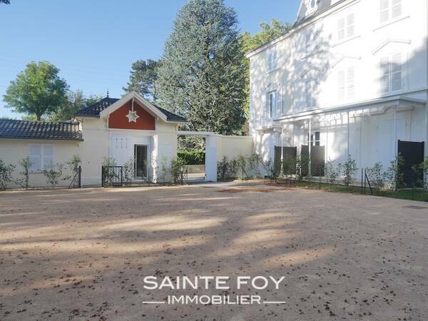 2026768 image8 - Sainte Foy Immobilier - Ce sont des agences immobilières dans l'Ouest Lyonnais spécialisées dans la location de maison ou d'appartement et la vente de propriété de prestige.