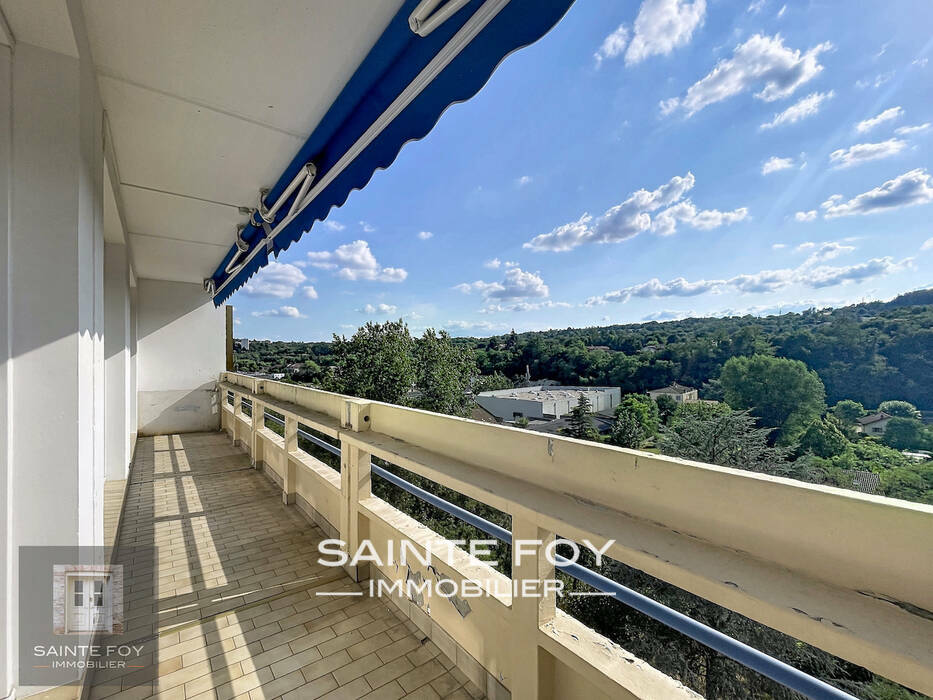 2026774 image1 - Sainte Foy Immobilier - Ce sont des agences immobilières dans l'Ouest Lyonnais spécialisées dans la location de maison ou d'appartement et la vente de propriété de prestige.