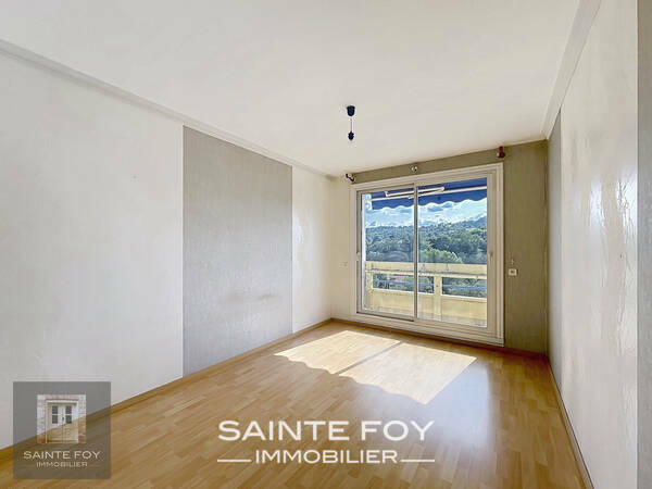 2026774 image4 - Sainte Foy Immobilier - Ce sont des agences immobilières dans l'Ouest Lyonnais spécialisées dans la location de maison ou d'appartement et la vente de propriété de prestige.