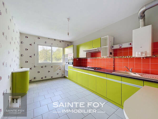 2026774 image5 - Sainte Foy Immobilier - Ce sont des agences immobilières dans l'Ouest Lyonnais spécialisées dans la location de maison ou d'appartement et la vente de propriété de prestige.