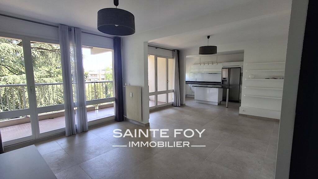 2026765 image1 - Sainte Foy Immobilier - Ce sont des agences immobilières dans l'Ouest Lyonnais spécialisées dans la location de maison ou d'appartement et la vente de propriété de prestige.