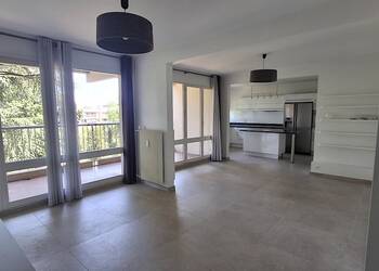 2026765 image1 - Sainte Foy Immobilier - Ce sont des agences immobilières dans l'Ouest Lyonnais spécialisées dans la location de maison ou d'appartement et la vente de propriété de prestige.