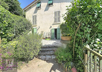 2026777 image1 - Sainte Foy Immobilier - Ce sont des agences immobilières dans l'Ouest Lyonnais spécialisées dans la location de maison ou d'appartement et la vente de propriété de prestige.