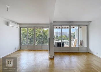 2026783 image1 - Sainte Foy Immobilier - Ce sont des agences immobilières dans l'Ouest Lyonnais spécialisées dans la location de maison ou d'appartement et la vente de propriété de prestige.