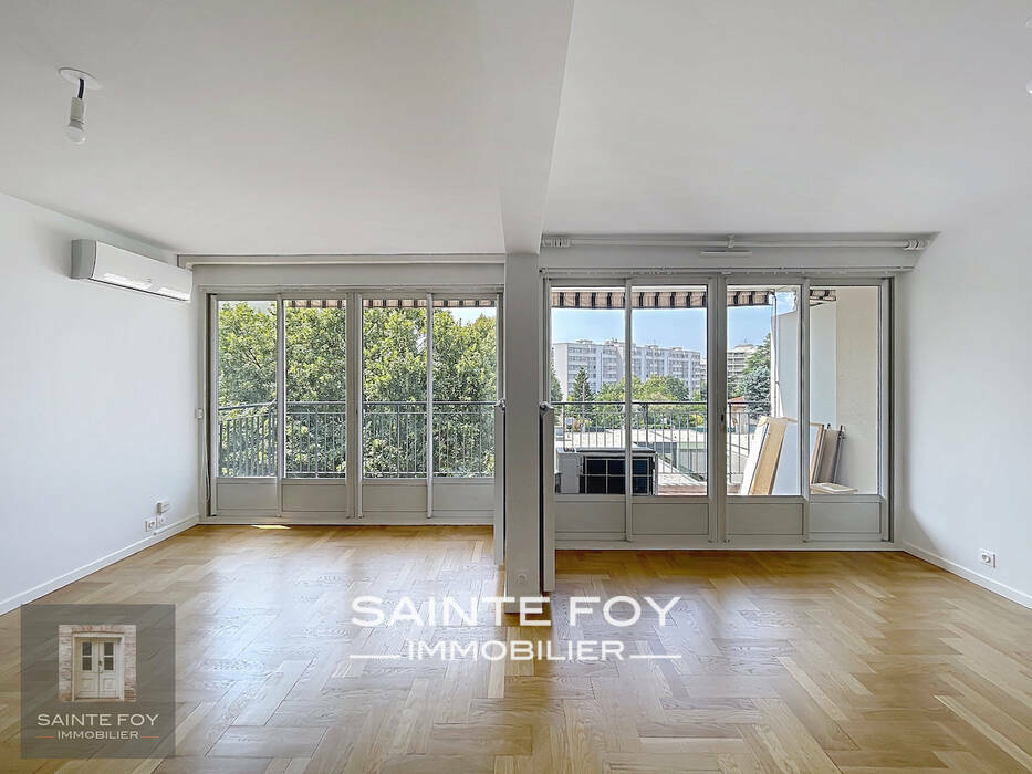 2026783 image1 - Sainte Foy Immobilier - Ce sont des agences immobilières dans l'Ouest Lyonnais spécialisées dans la location de maison ou d'appartement et la vente de propriété de prestige.