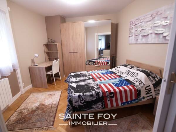 2026061 image5 - Sainte Foy Immobilier - Ce sont des agences immobilières dans l'Ouest Lyonnais spécialisées dans la location de maison ou d'appartement et la vente de propriété de prestige.