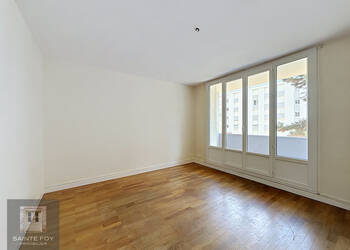 2026790 image1 - Sainte Foy Immobilier - Ce sont des agences immobilières dans l'Ouest Lyonnais spécialisées dans la location de maison ou d'appartement et la vente de propriété de prestige.