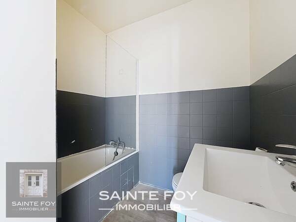 2026788 image5 - Sainte Foy Immobilier - Ce sont des agences immobilières dans l'Ouest Lyonnais spécialisées dans la location de maison ou d'appartement et la vente de propriété de prestige.