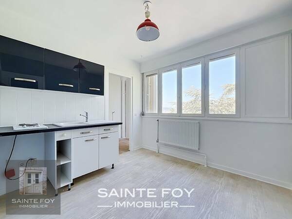 2026788 image7 - Sainte Foy Immobilier - Ce sont des agences immobilières dans l'Ouest Lyonnais spécialisées dans la location de maison ou d'appartement et la vente de propriété de prestige.
